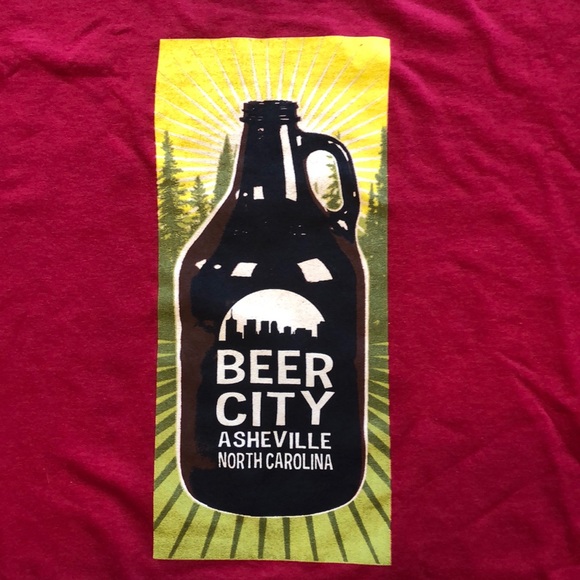 Gildan Other - NWT Asheville Beer City red tee.
